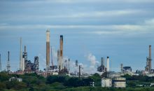生態環境部和市場監管總局聯合發布《石油煉制工業污染物排放標準》等三項國家污染物排放標準修改單